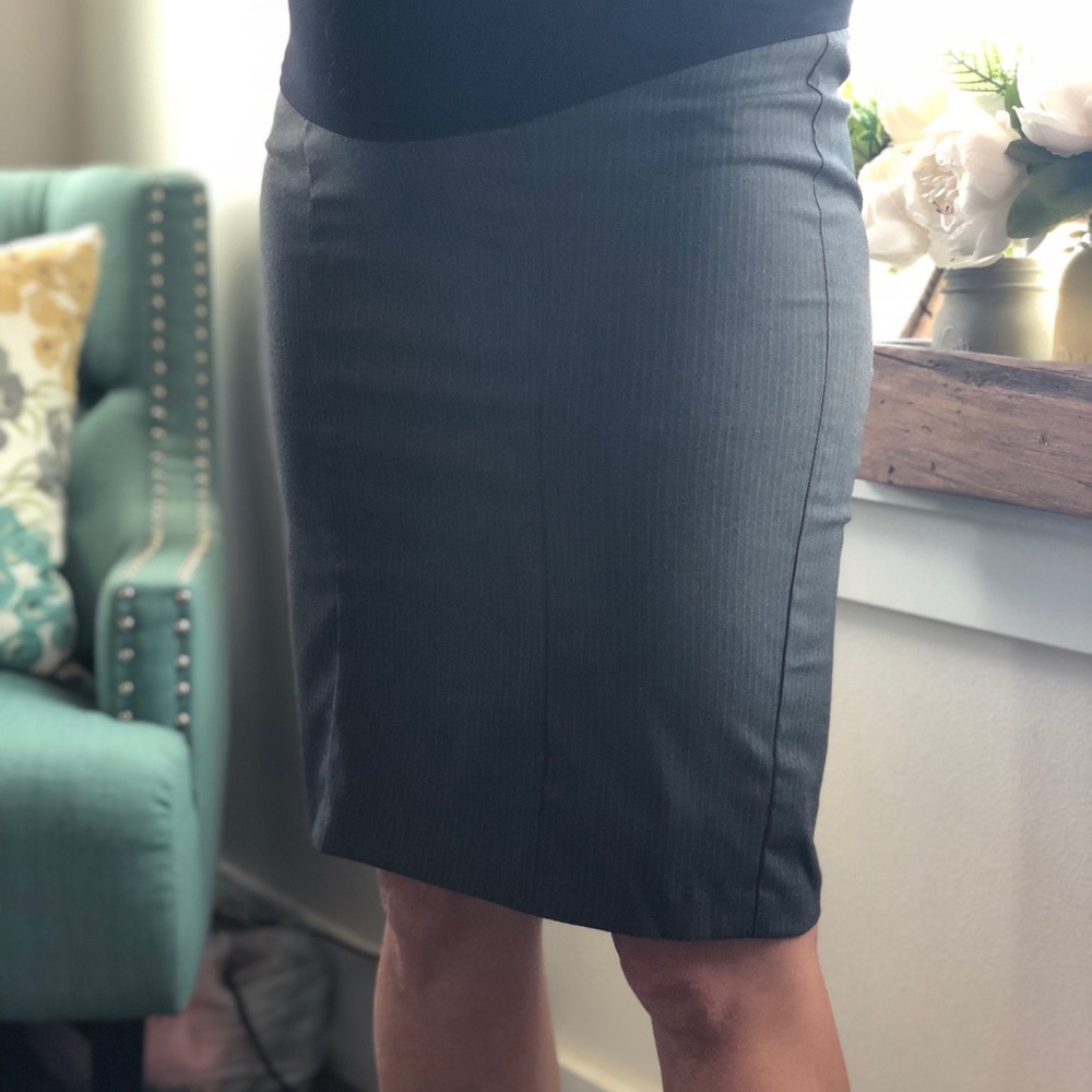 Motherhood Maternity pencil skirt